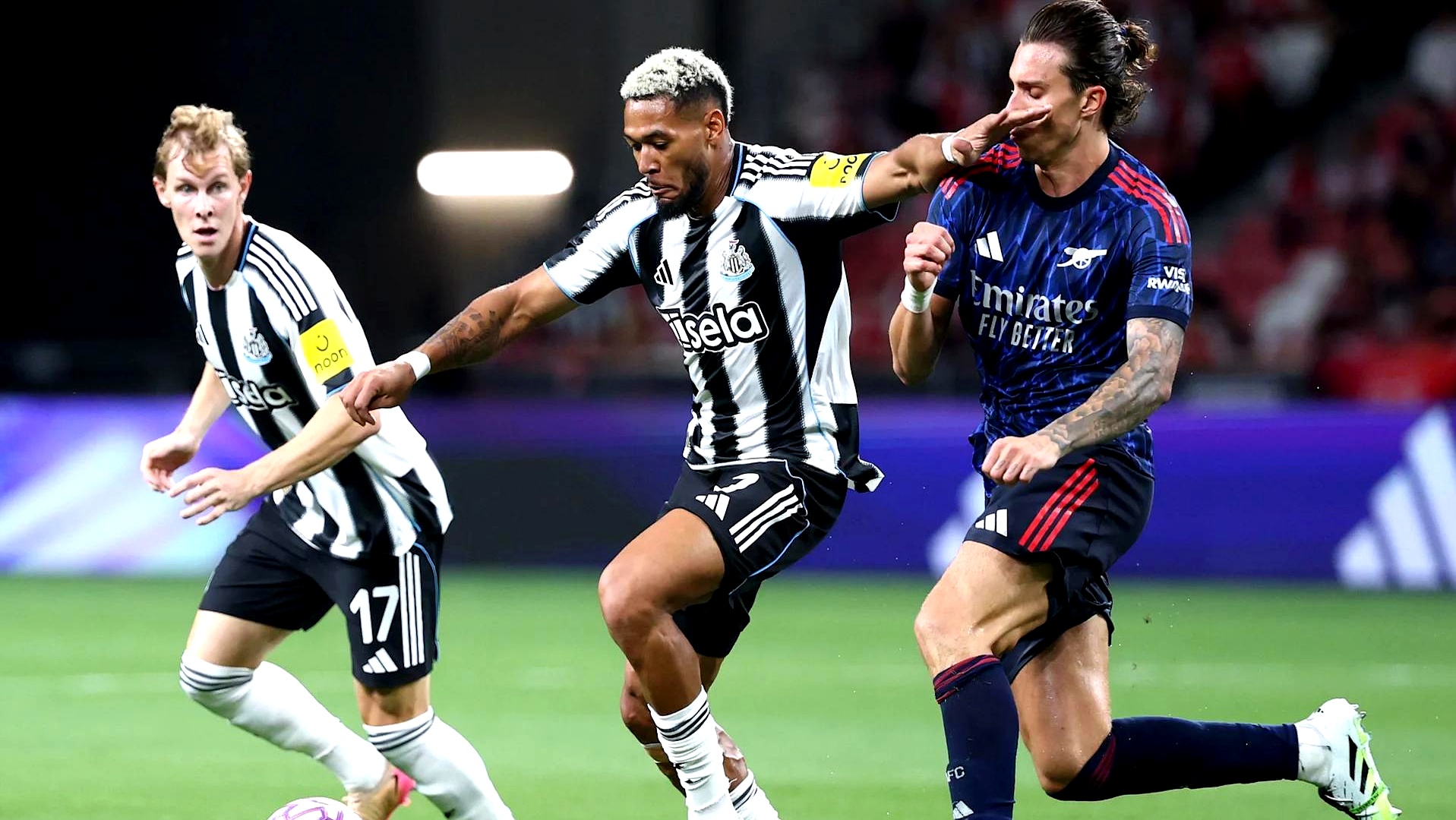 包含关键时刻英超焦点战,阿斯顿维拉队长鼓劲,目标明确,数据趋势出现新变化的词条 包含关键时刻英超焦点战,阿斯顿维拉队长鼓劲,目标明确,数据趋势出现新变化的词条